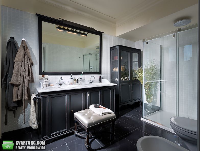 Sell 4-room apartment. Киев,  Юрковская — photo 5