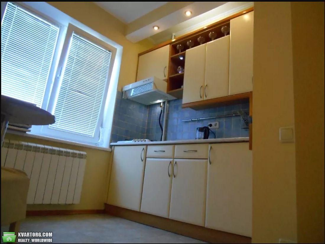 Rent out 2-room apartment. Киев,  Приозерная — photo 8