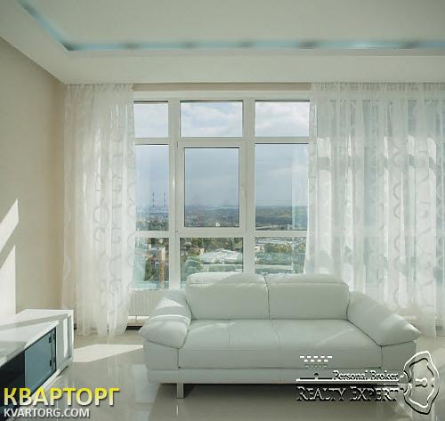 Sell 4-room apartment. Киев,  Драгомирова — photo 4