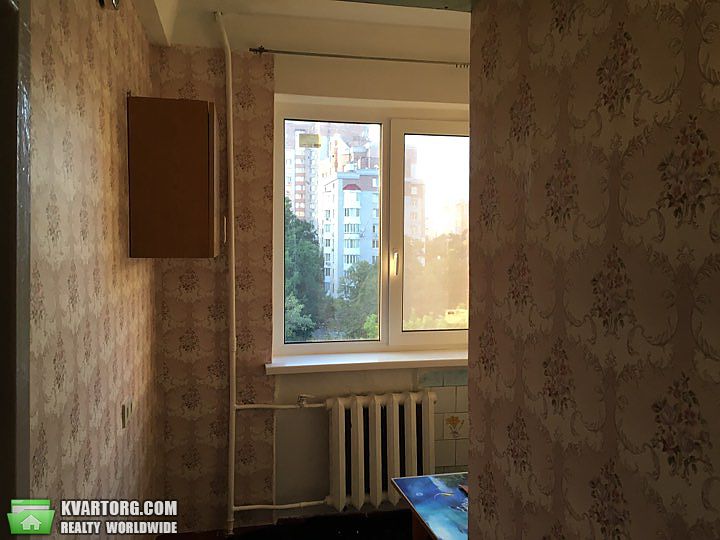 Rent out 1-room apartment. Киев,  Львовская — photo 3