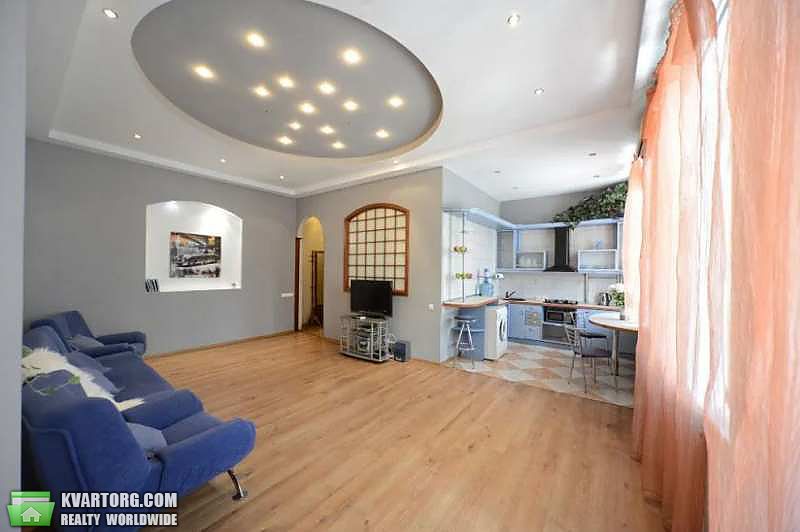 Rent out 2-room apartment. Киев, Михайловская — photo 1