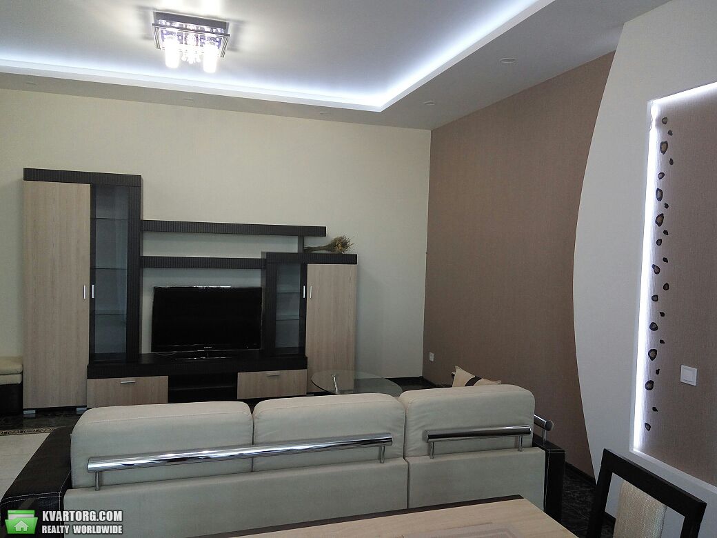 Rent out 2-room apartment. Днепропетровск, Кирова — photo 3