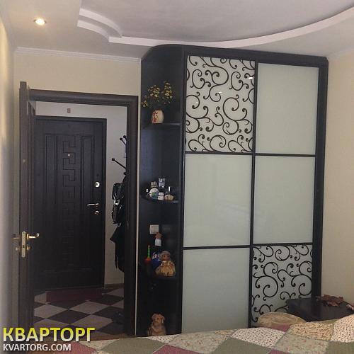 Sell 3-room apartment. Киев,  Богдановская — photo 10
