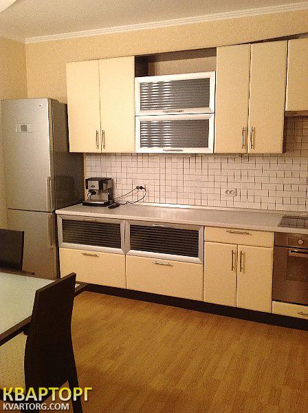 Rent out 2-room apartment. Киев, Бажана Николая просп. — photo 1