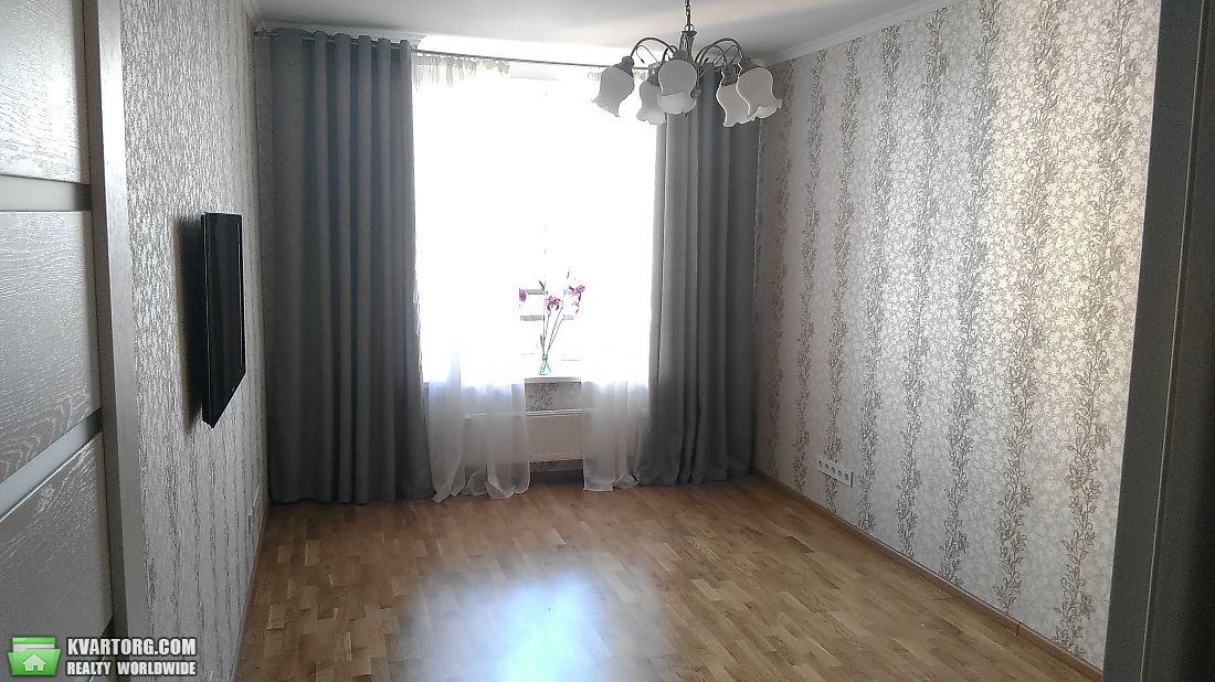Sell 1-room apartment. Киев,  Петрицкого — photo 1