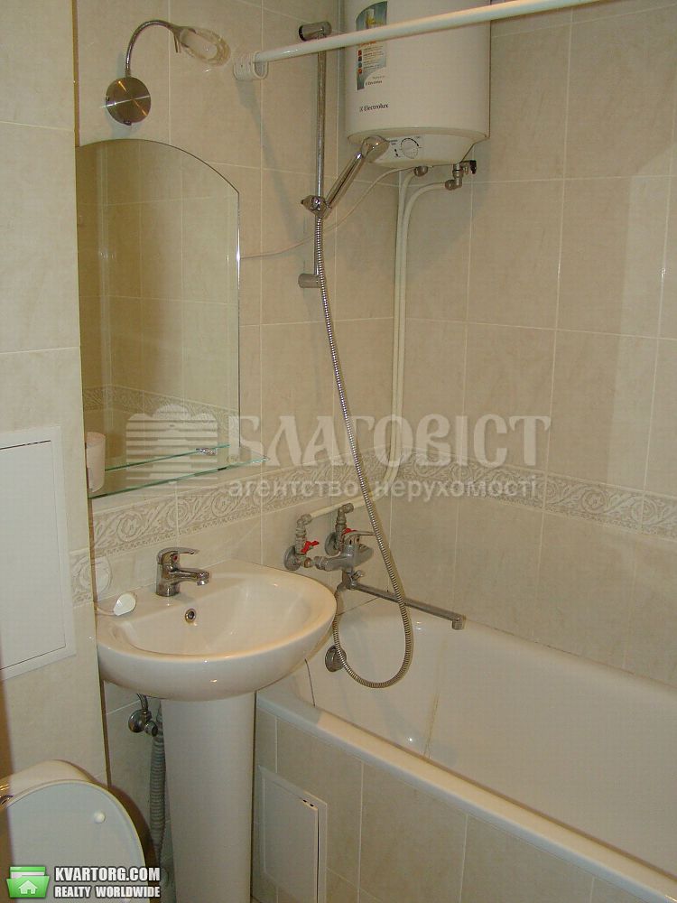 Rent out 1-room apartment. Киев,  Киквидзе — photo 5