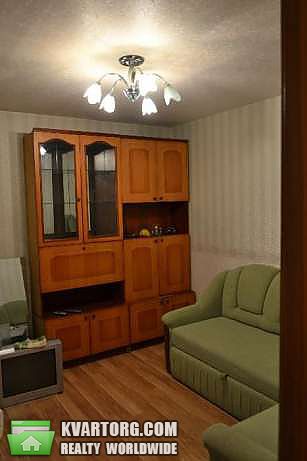 Rent out 2-room apartment. Киев,  Полярная — photo 7