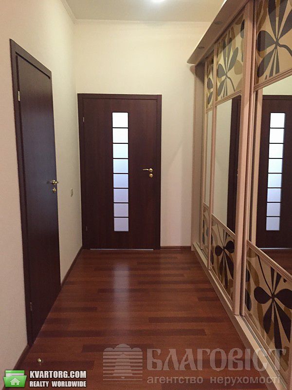 Sell 2-room apartment. Киев,  Щорса — photo 9