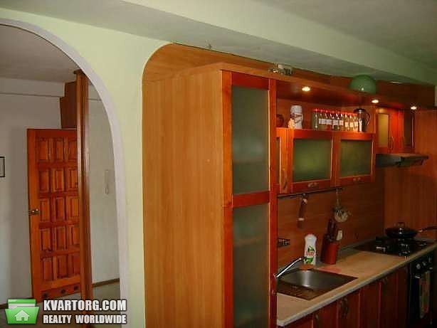 Rent out 3-room apartment. Киев,  Ромена Роллана бул — photo 3