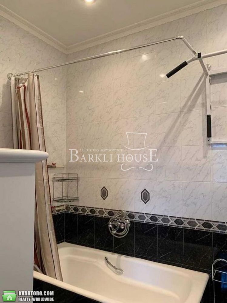 Rent out 2-room apartment. Киев,  Петлюры — photo 10