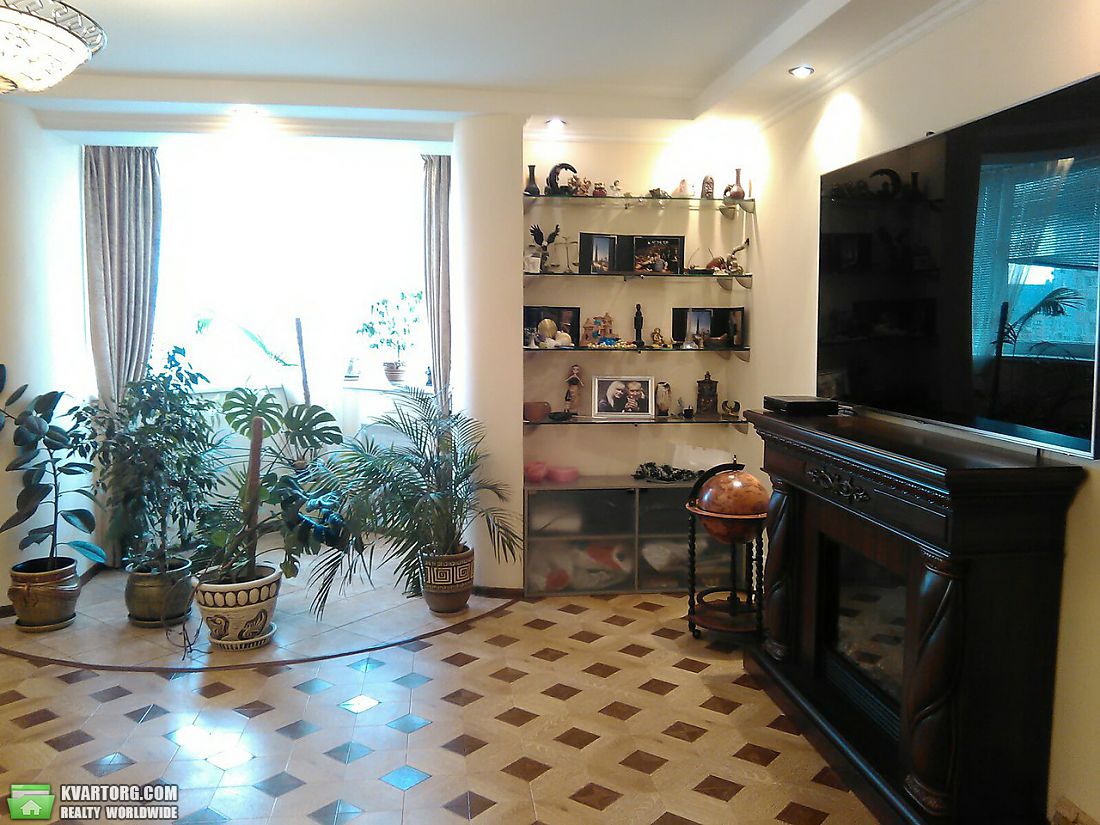 Sell 3-room apartment. Киев,  Мильчакова — photo 3