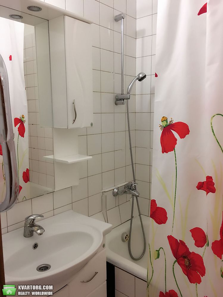 Rent out 4-room apartment. Киев,  Старонаводницкая — photo 6
