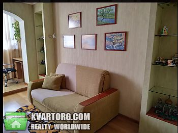 Rent out 2-room apartment. Киев,  Симиренко — photo 7