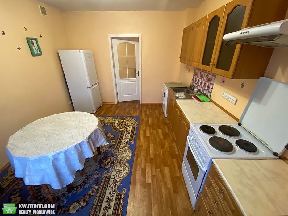 Rent out 2-room apartment. Киев,  Братиславская — photo 4