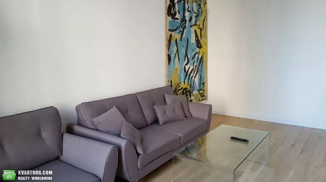 Rent out 2-room apartment. Киев,  Артема — photo 2