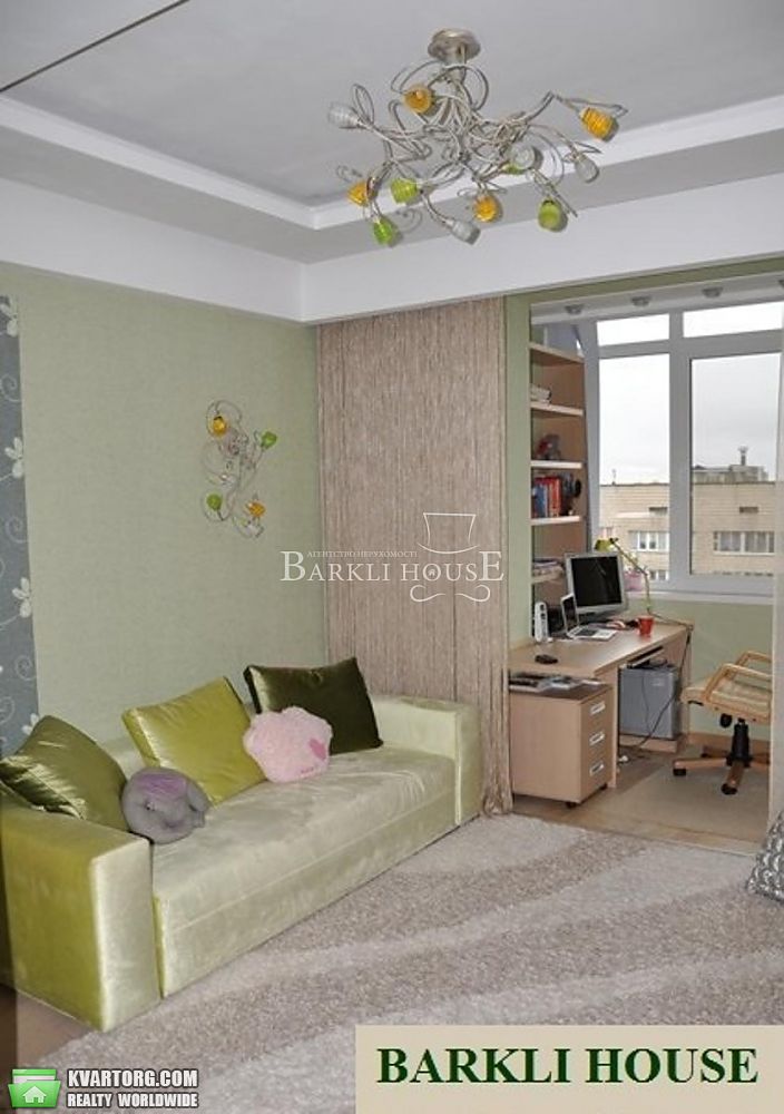 Rent out 3-room apartment. Киев,  Народного ополчения — photo 8