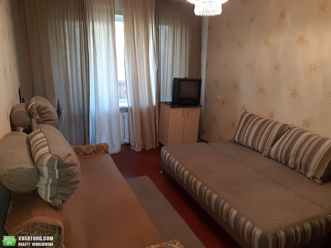 Rent out 1-room apartment. Киев,  Жукова — photo 3