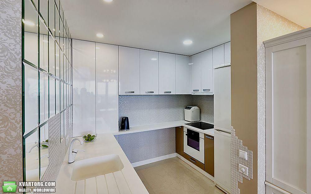 Rent out 3-room apartment. Киев,  Верховинная — photo 7