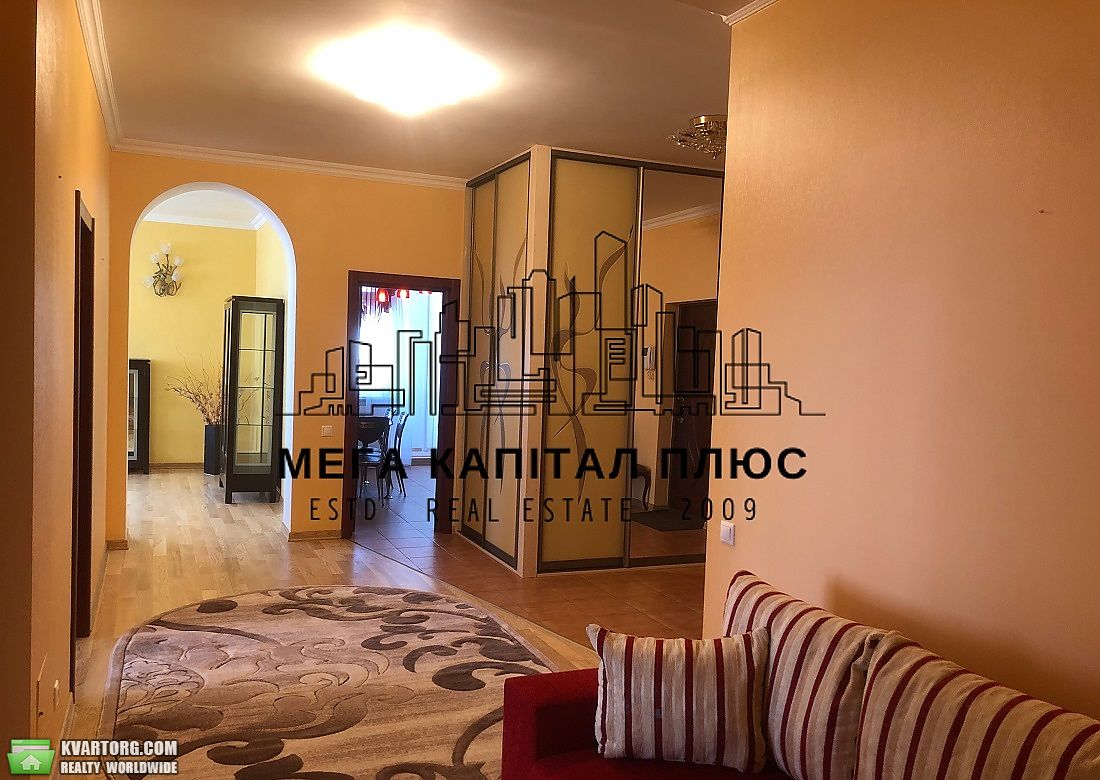 Rent out 4-room apartment. Киев, Левка Лук’яненка — photo 9