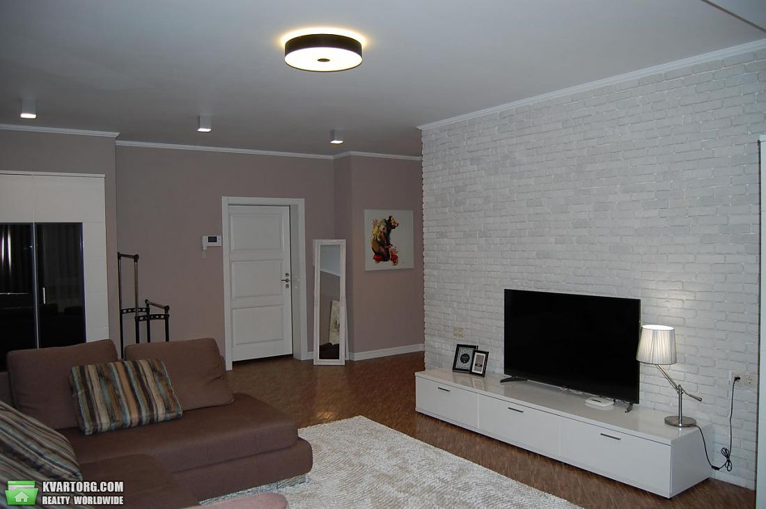 Rent out 2-room apartment. Киев, Патриарха Скрыпника — photo 2