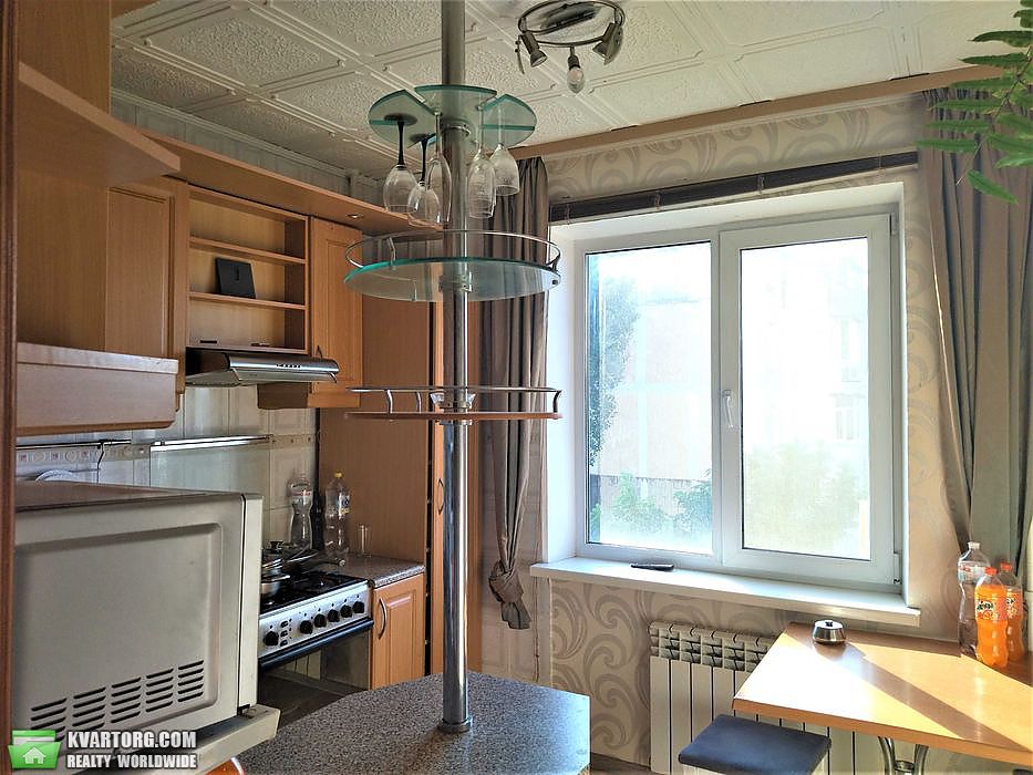 Sell 3-room apartment. Киев,  Курская — photo 9
