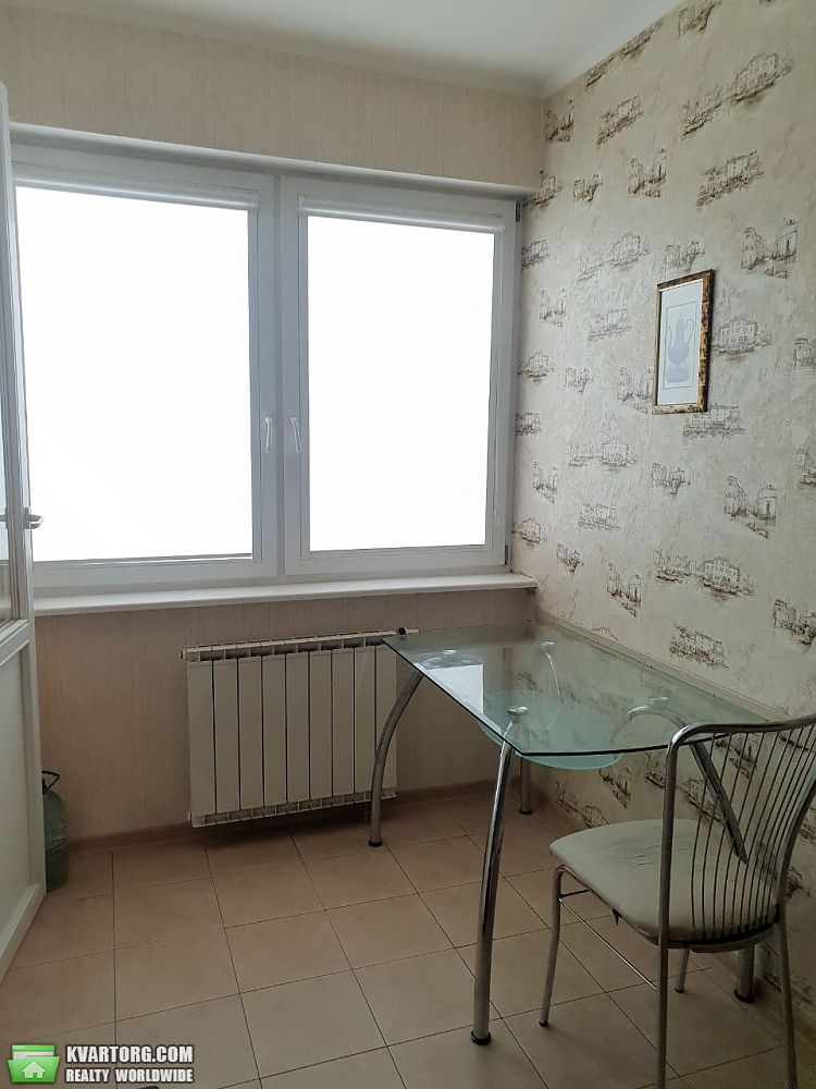 Rent out 1-room apartment. Киев, Макеевская — photo 6