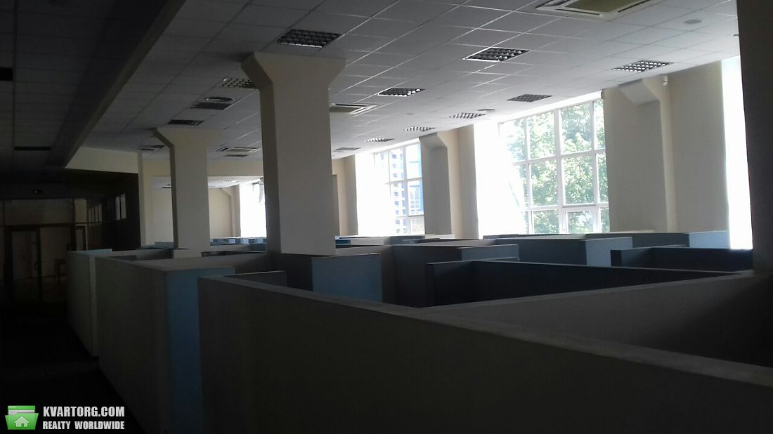 Rent out office. Киев, Сурикова — photo 4