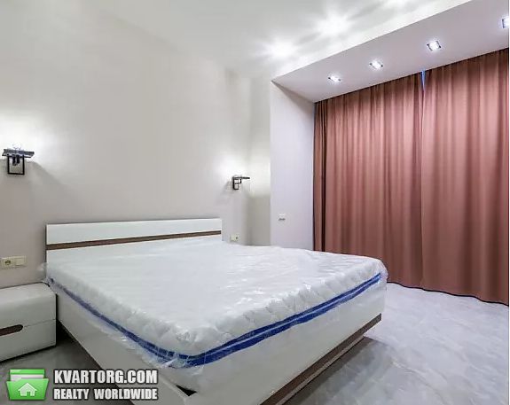 Rent out 2-room apartment. Киев, Презтиж Хол — photo 10