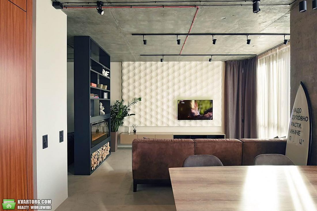Rent out 2-room apartment. Киев, Ямская — photo 1