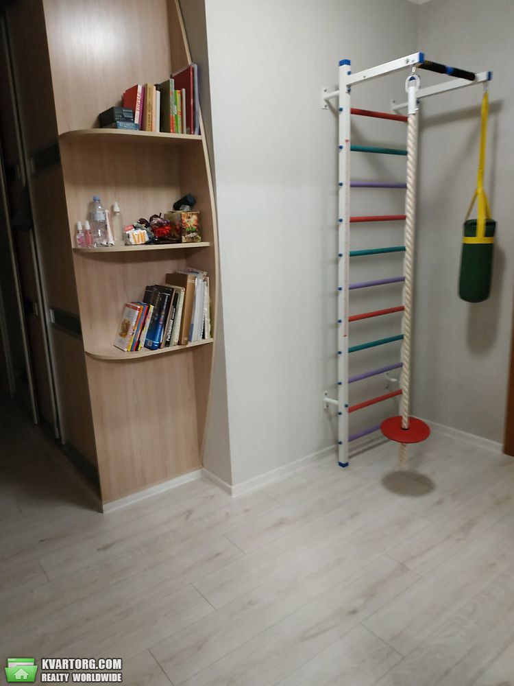 Sell 2-room apartment. Киев,  Воскресенская — photo 8