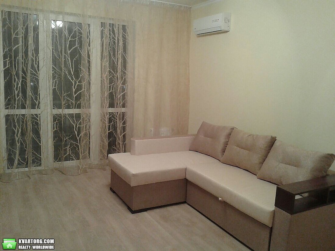 Rent out 2-room apartment. Киев, Метрологическая — photo 5