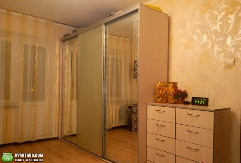 Sell 3-room apartment. Киев,  Радунская — photo 4