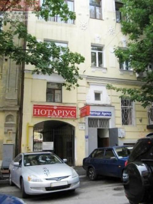 Sell office. Киев, Малая Житомирская — photo 1
