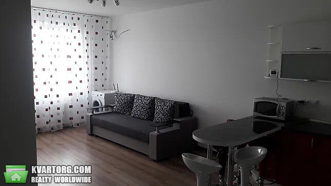 Rent out 1-room apartment. Киев,  Немировича-Данченко — photo 1