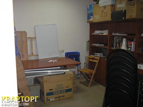 Rent out office. Киев, Товарная — photo 6