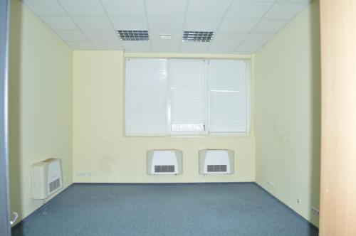 Rent out office. Киев, Жилянская — photo 4