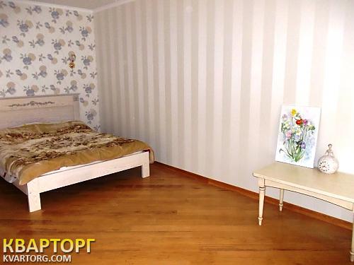 Rent out 2-room apartment. Киев,  Чавдар — photo 5