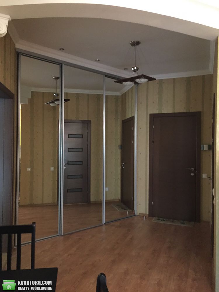 Rent out 1-room apartment. Киев,  Оболонская наб — photo 7