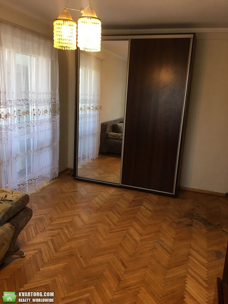 Rent out 2-room apartment. Киев,  Курчатова — photo 2