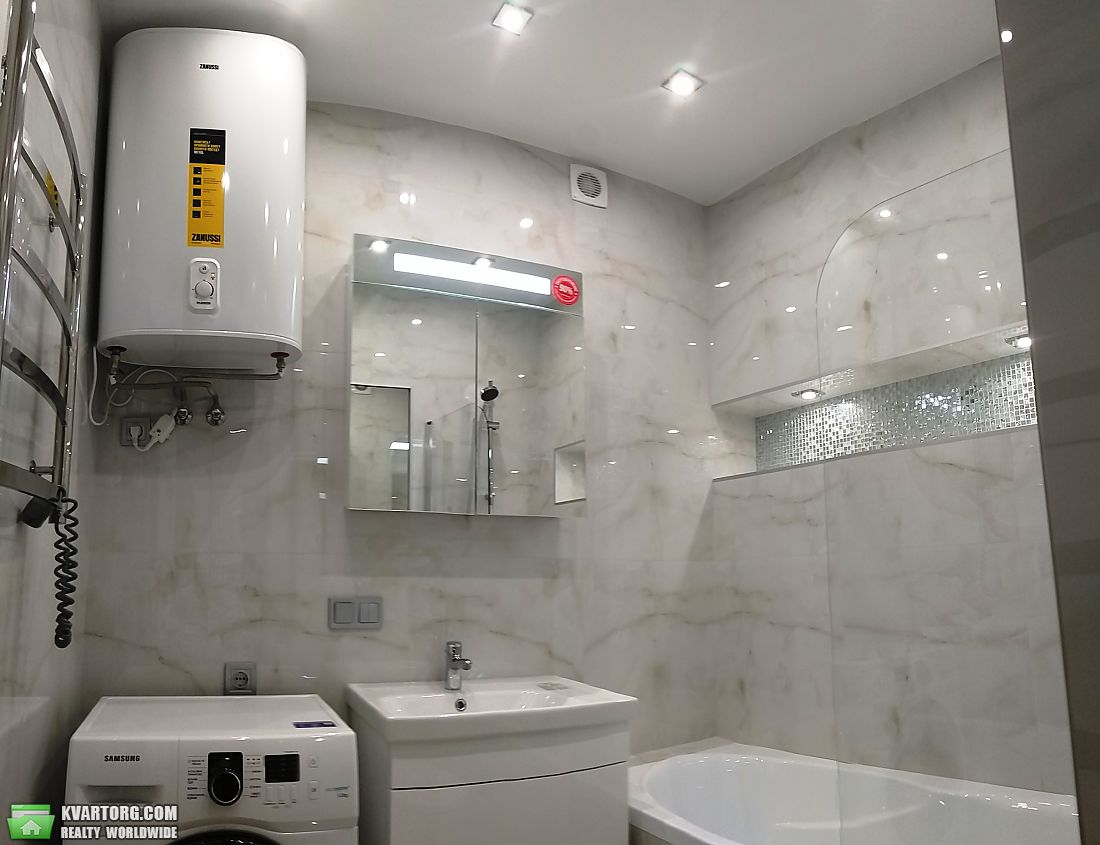 Rent out 1-room apartment. Киев,  Каховская — photo 7