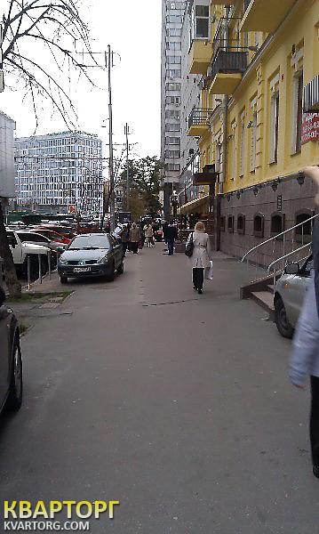Rent out shop. Киев, Эспланадная — photo 1