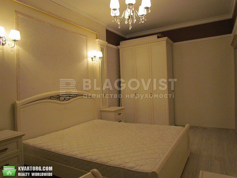 Rent out 2-room apartment. Киев,  Эспланадная — photo 2
