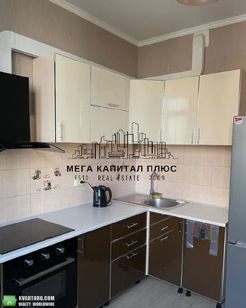 Rent out 2-room apartment. Киев,  Антоновича — photo 1