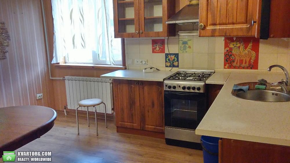 Rent out house. Киев,  Стеценко — photo 1