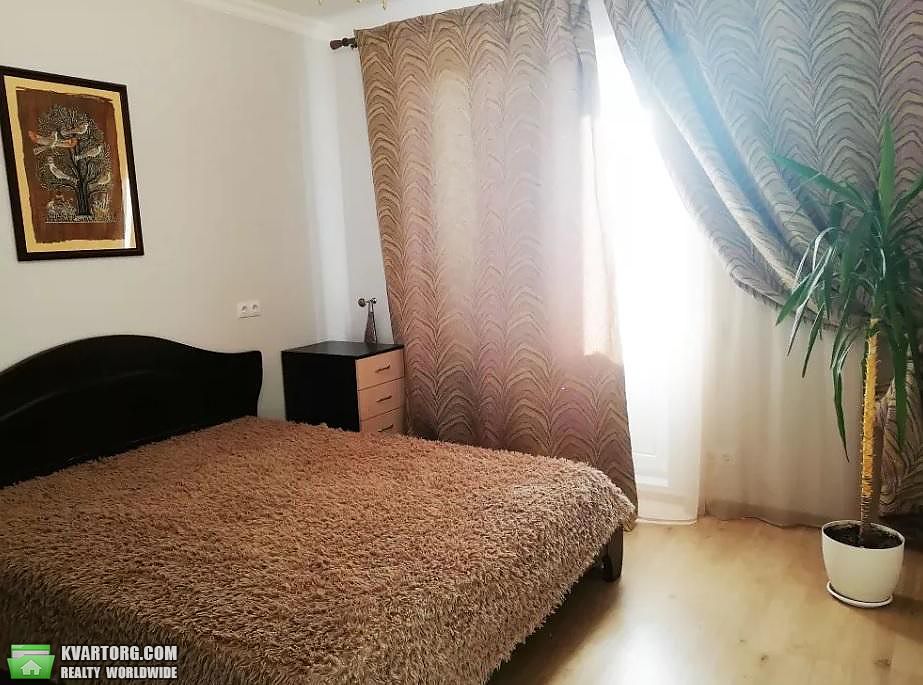 Rent out 2-room apartment. Киев,  Ломоносова — photo 2