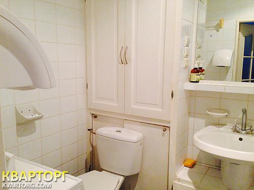 Rent out 2-room apartment. Киев,  40-летия Октября просп — photo 3