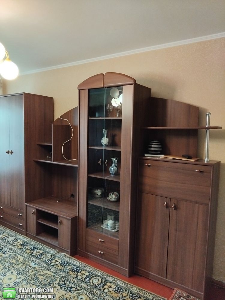 Rent out 1-room apartment. Киев, Мілютенка — photo 7