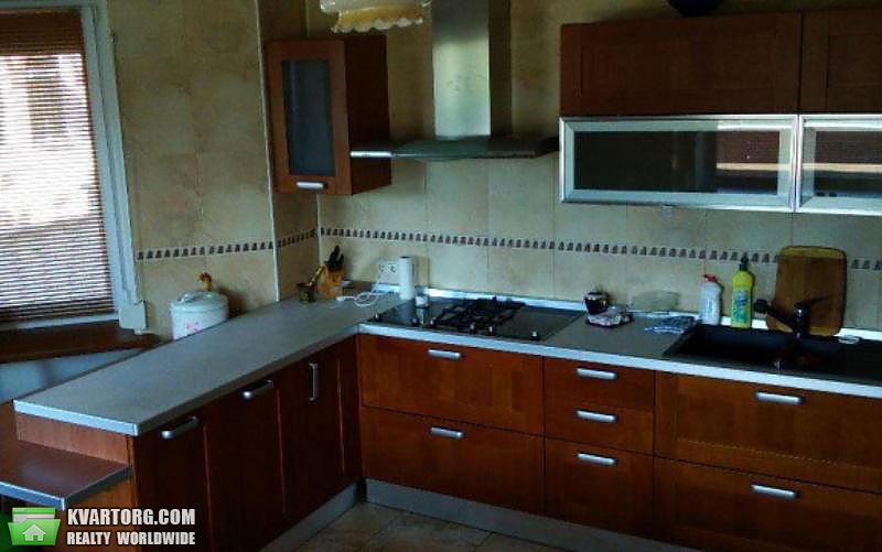 Rent out house. Киев,  Богатырская — photo 8