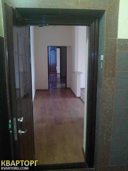 Rent out office. Киев,  Жилянская — photo 3