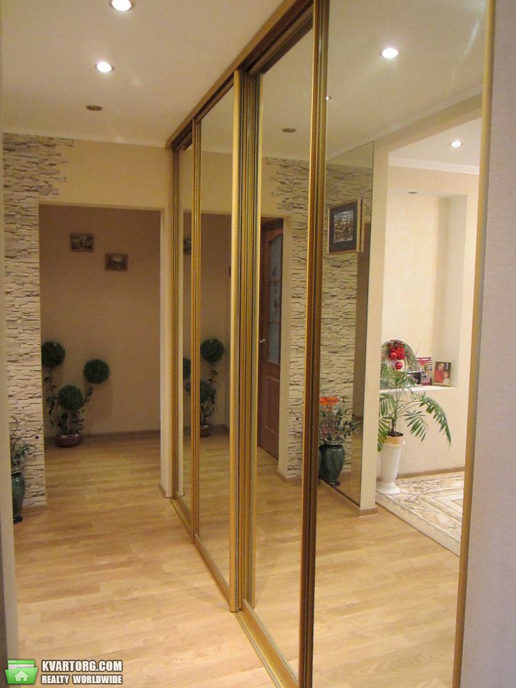 Sell 3-room apartment. Днепропетровск, Славы Бульвар — photo 4
